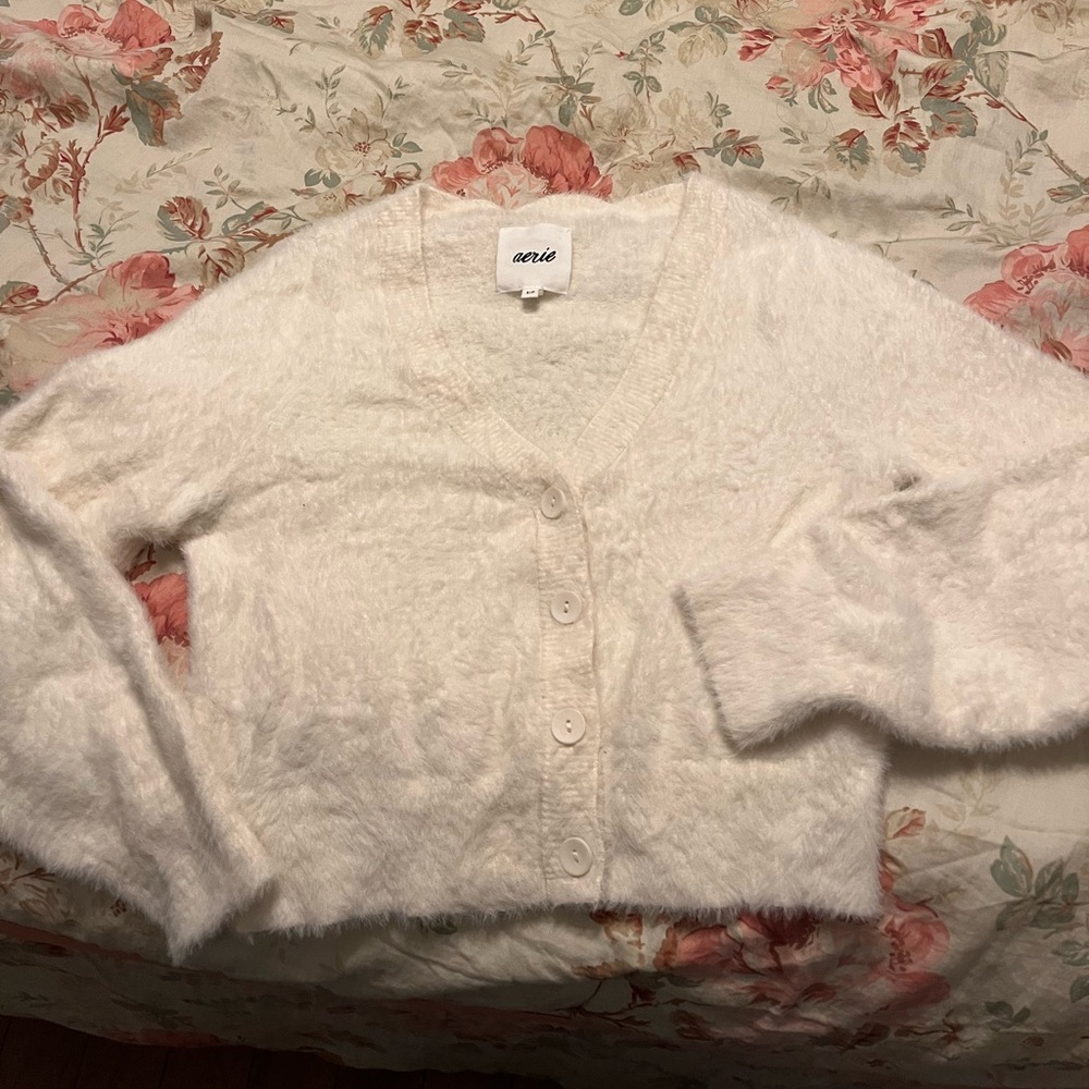 Fuzzy aerie Cropped Cardigan
